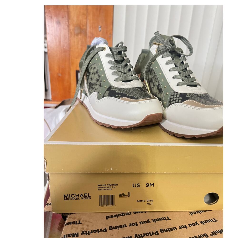 Michael Kors Wilma Trainer Army Green Snakeskin Sneakers Tennis shoes Size 9 - Picture 2 of 12